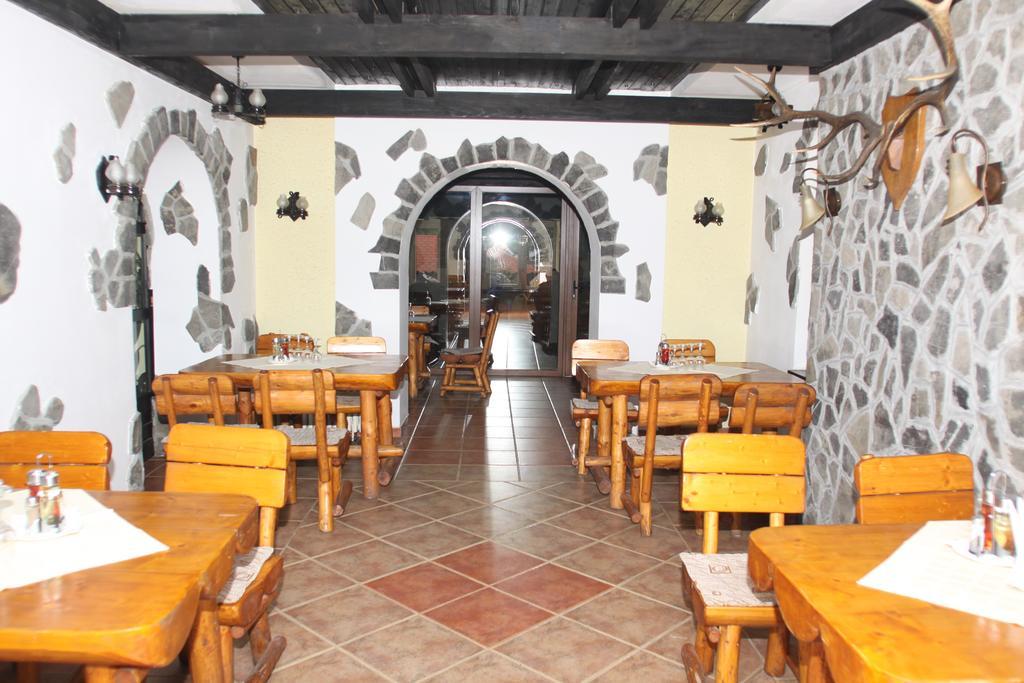 Hotel Bucegi Portile Regatului Paraul Rece Exterior foto