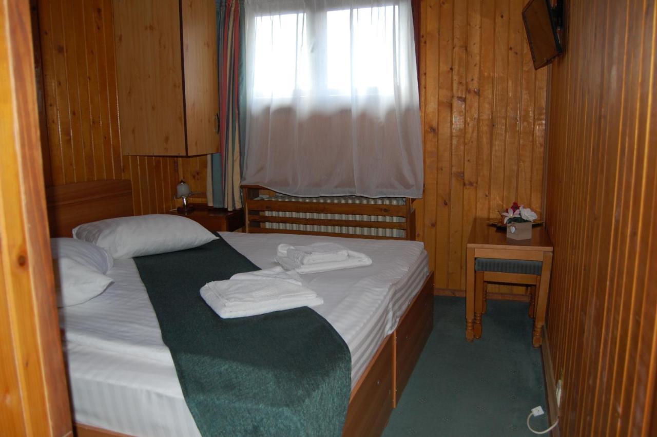 Hotel Bucegi Portile Regatului Paraul Rece Exterior foto
