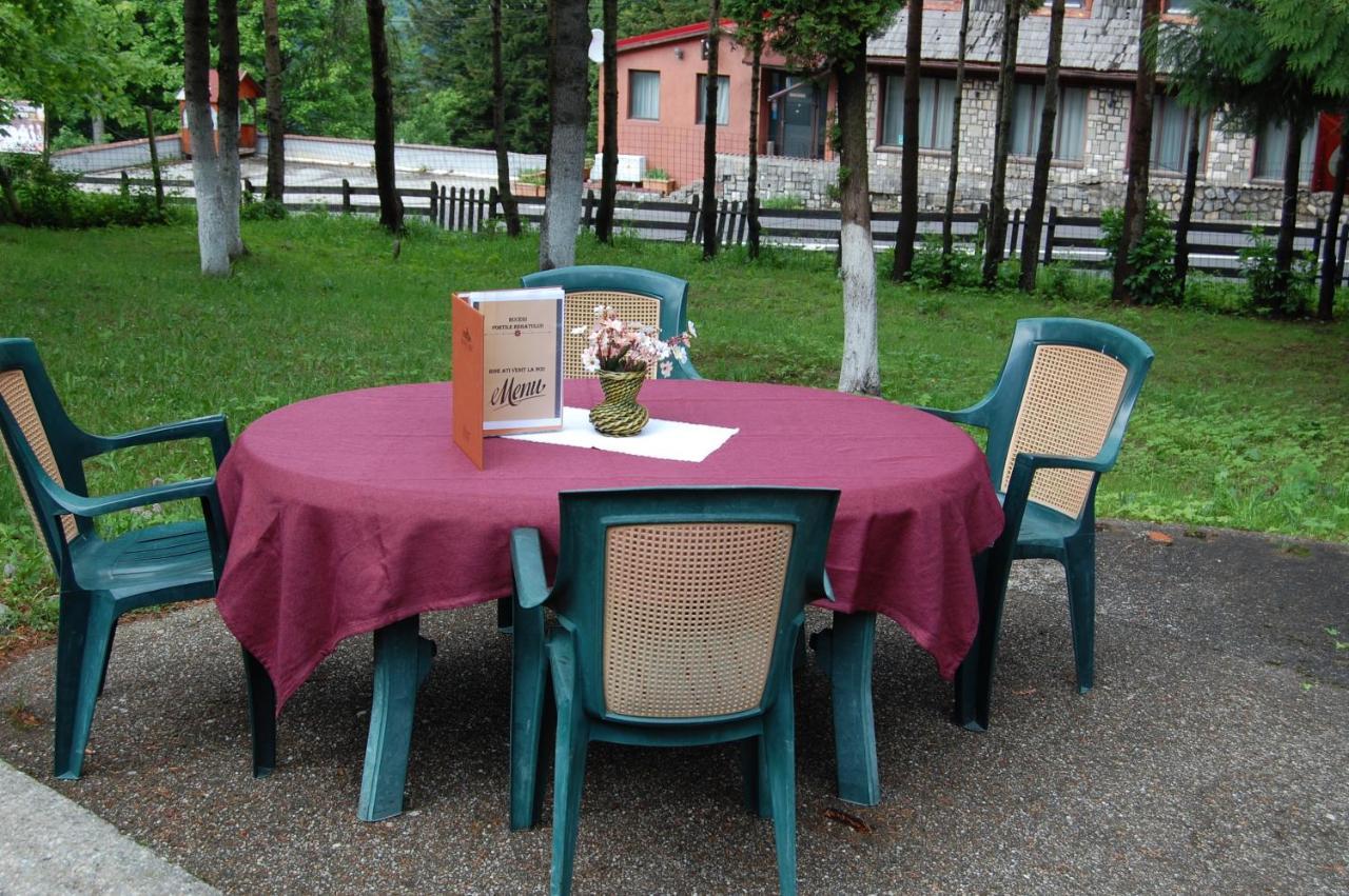 Hotel Bucegi Portile Regatului Paraul Rece Exterior foto